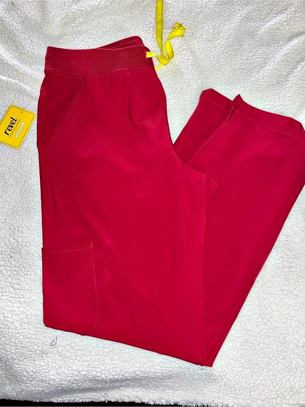 revel Premium Stretch Scrub Pants Red Jogger Pants Size Large NWT